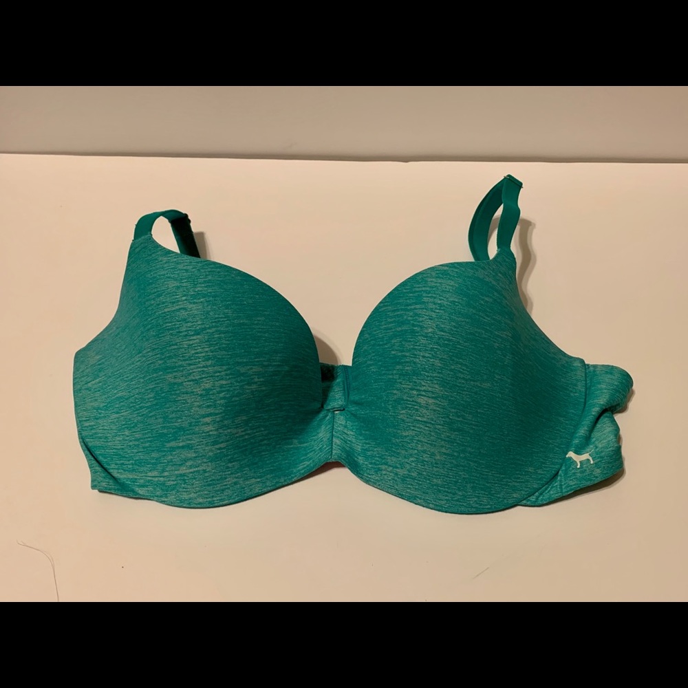 VS Pink Lightly Lined Bra